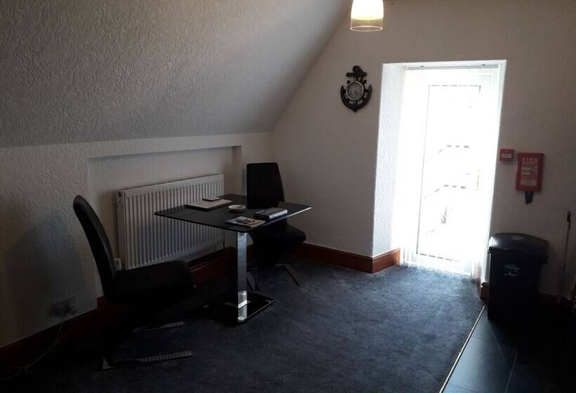 فندق The Anchorage