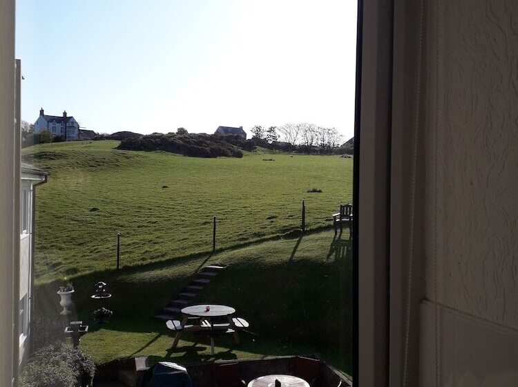 فندق The Anchorage