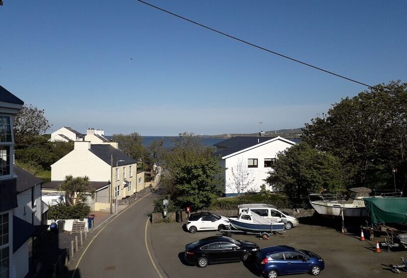 فندق The Anchorage