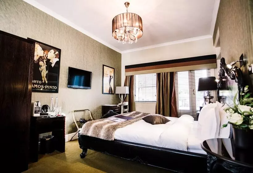 هتل The Belle Epoque