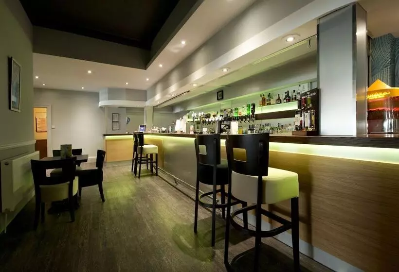 Hotelli The Beresford