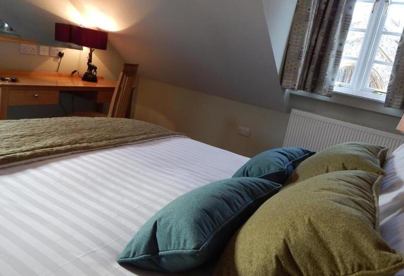 בית מלון כפרי The George At Baldock