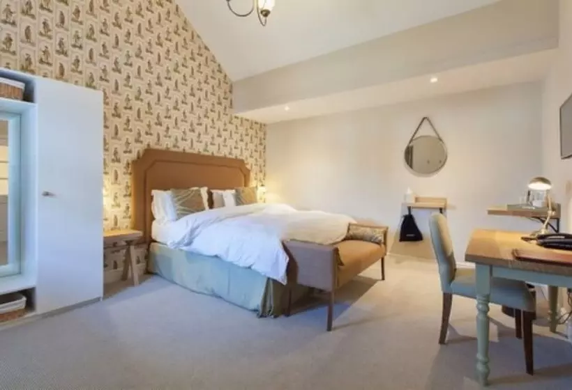Hotelli The Inn West End