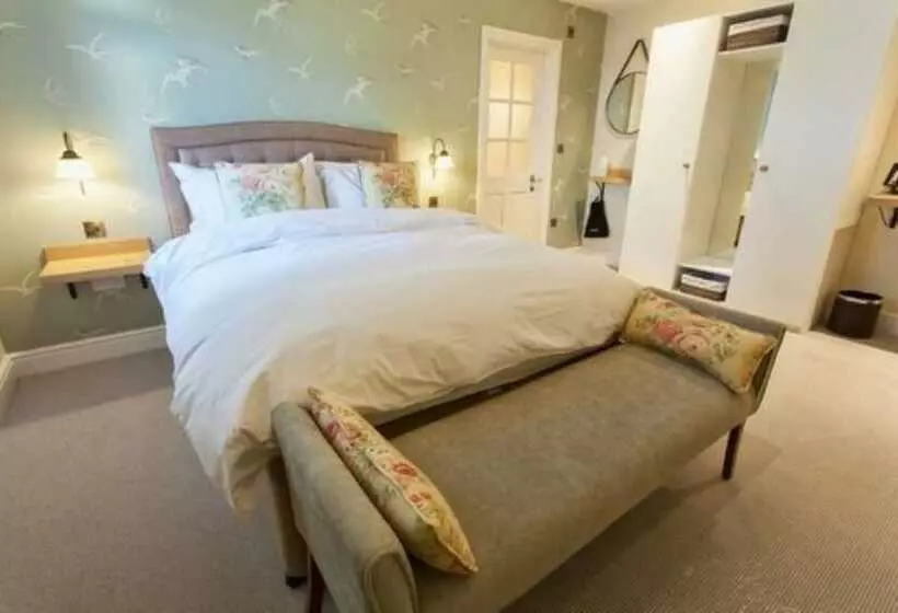 Hotelli The Inn West End
