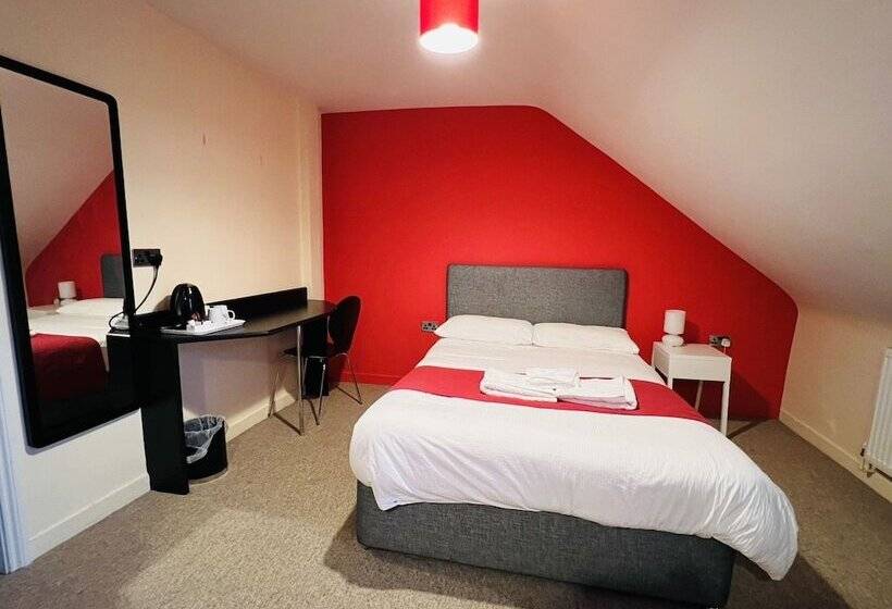 בית מלון כפרי Station