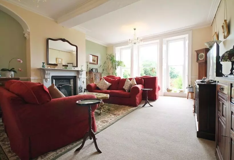 Penralley House B&b