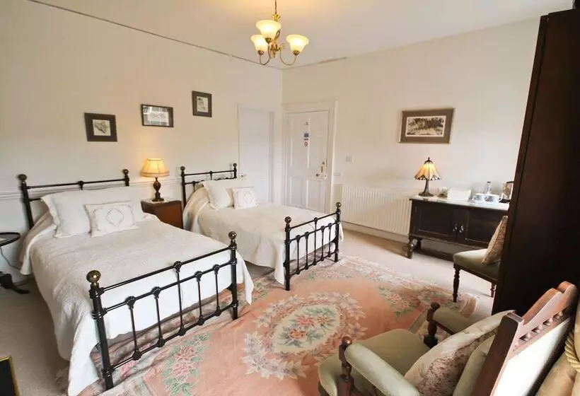 Penralley House B&b