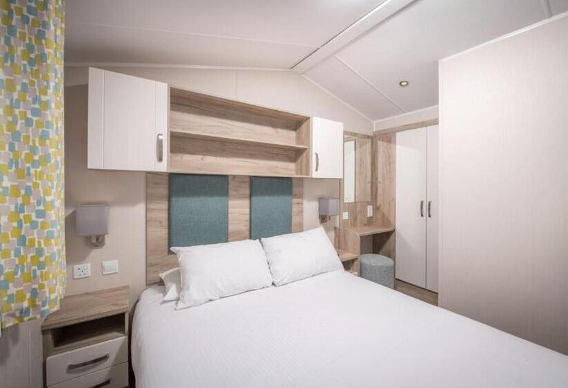 منتجع Widemouth Bay Caravan Park