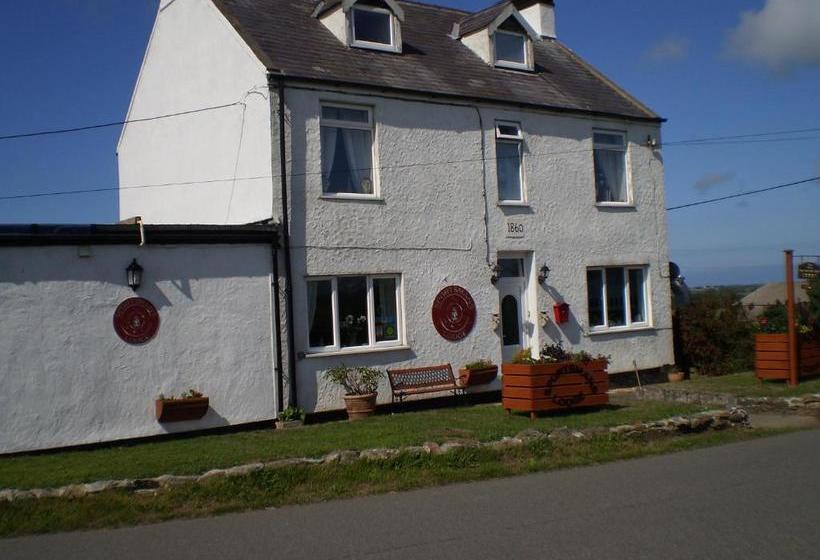 Sportsmans Lodge Bed And Breakfast