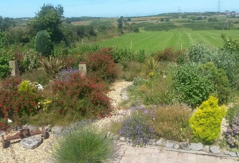 Sportsmans Lodge Bed And Breakfast