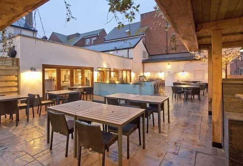 The Queen Hotel Wetherspoon