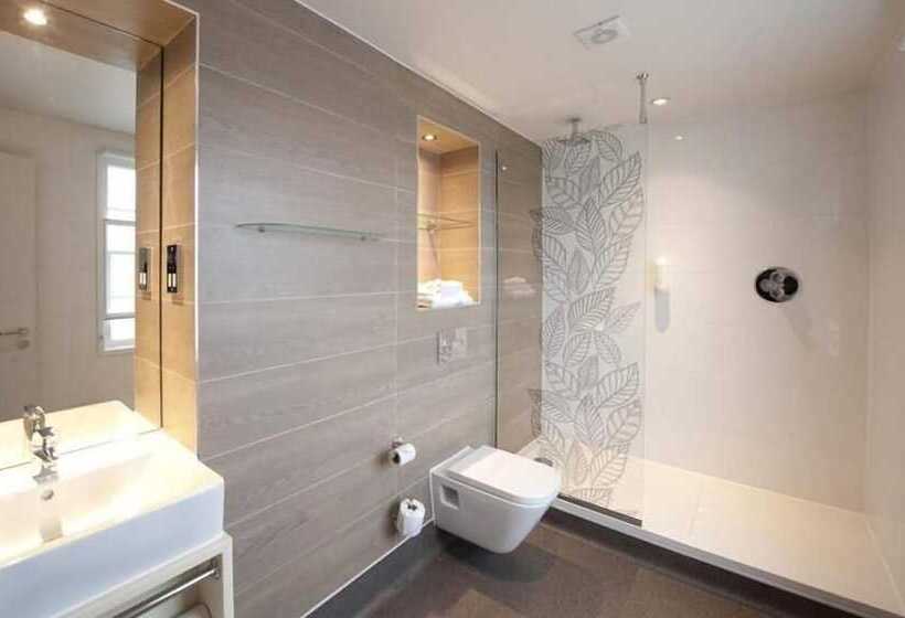 The Queen Hotel Wetherspoon