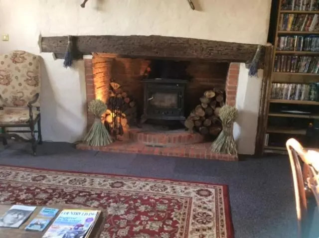 Valley Farmhouse B&b