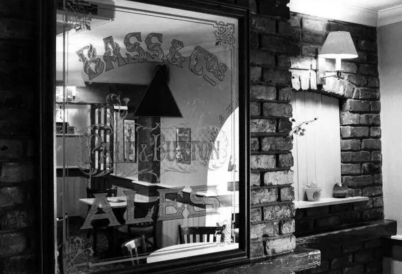 ベッドアンドブレックファースト Oliver Twist Country Inn