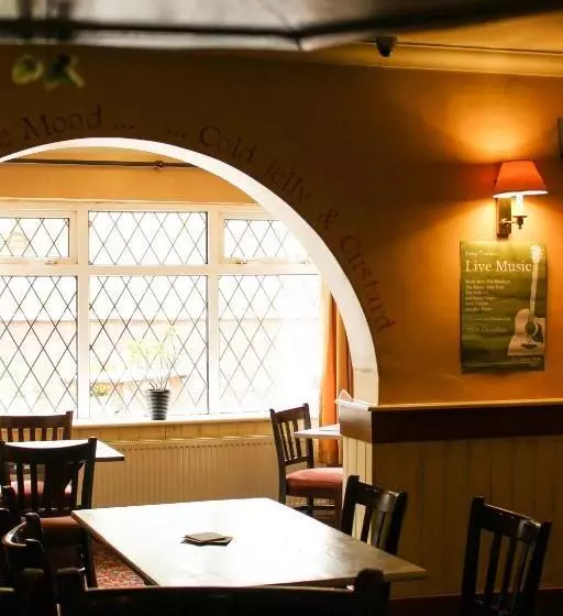 ベッドアンドブレックファースト Oliver Twist Country Inn