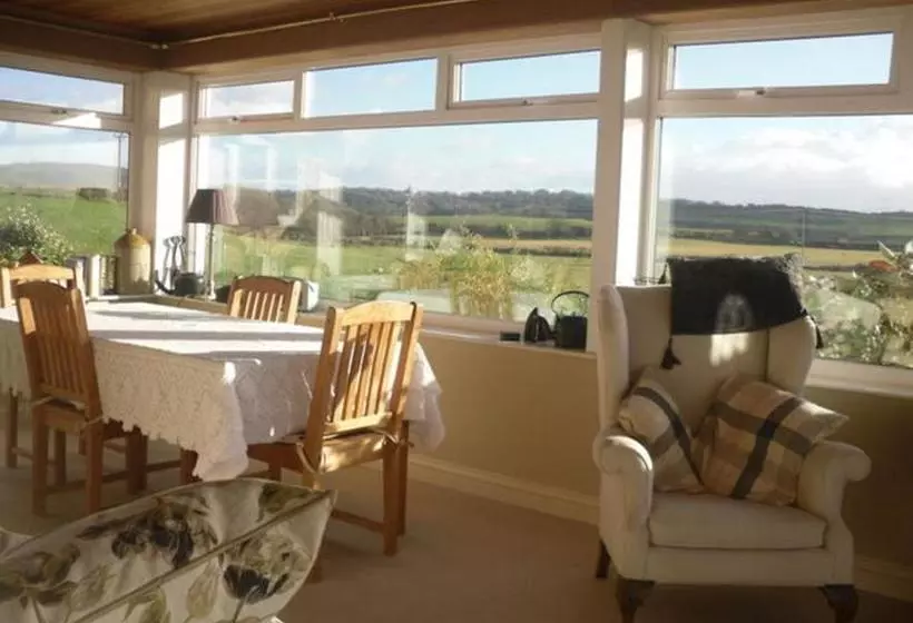 Aamiaismajoitus (B&B) Parc Yr Odyn