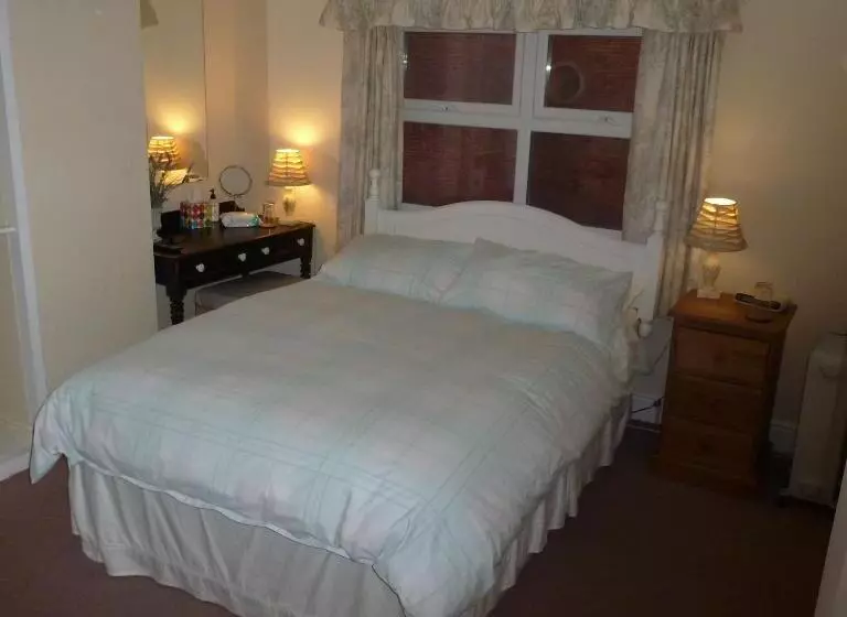 Aamiaismajoitus (B&B) The Garden House Grittleton