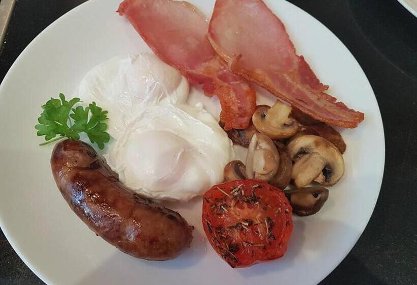 مبيت وإفطار Treherne House & The Malvern Retreat