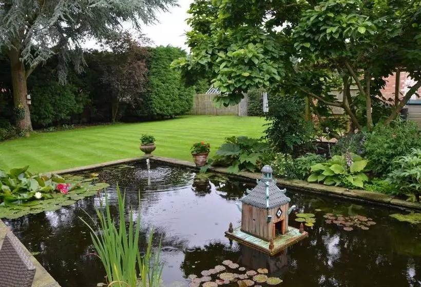 Aamiaismajoitus (B&B) Treherne House & The Malvern Retreat