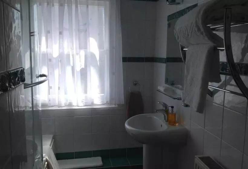 Bed and Breakfast Woodbine Guest Accommodation