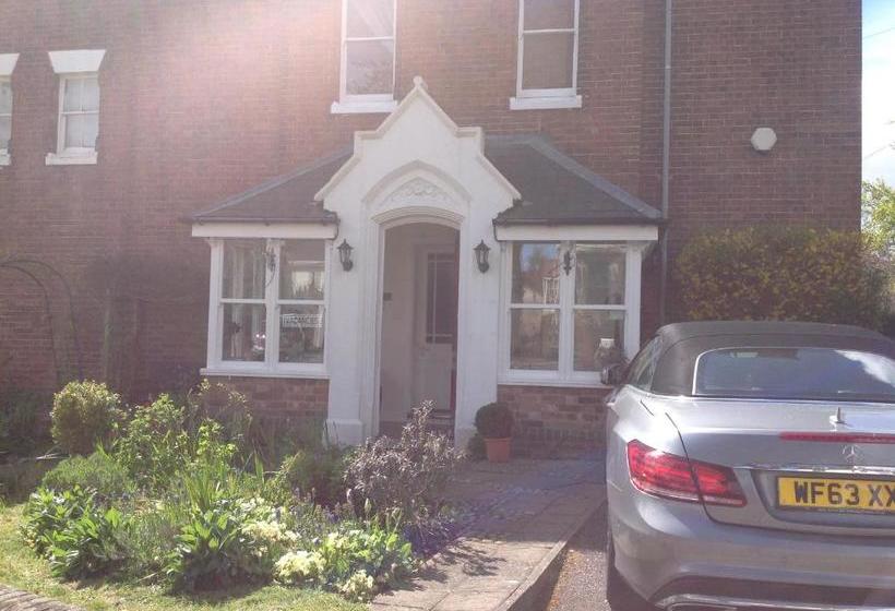 住宿加早餐  Woodbine Guest Accommodation