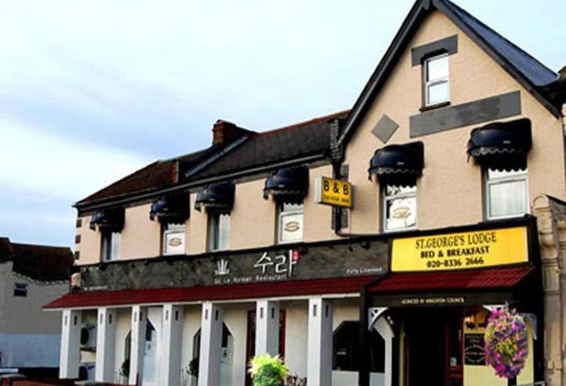 酒店 St. George S Lodge