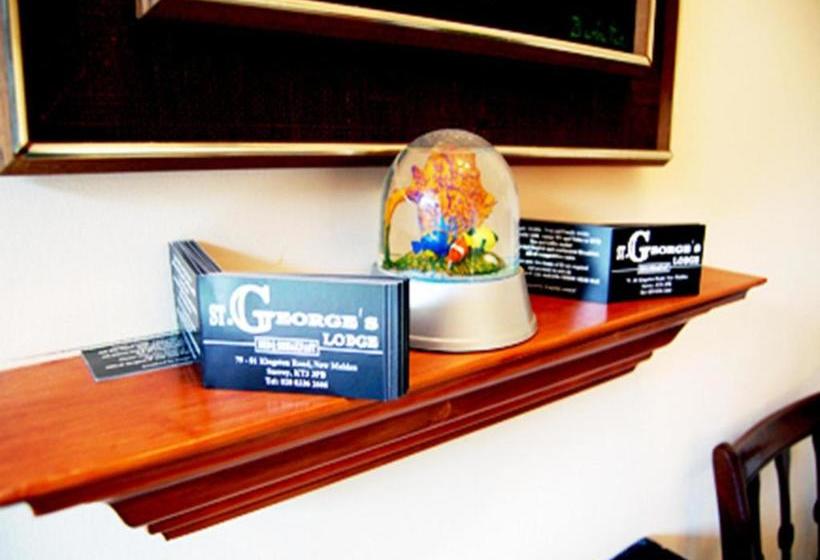 酒店 St. George S Lodge