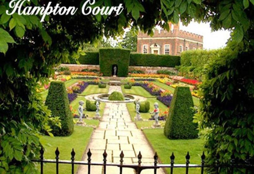 酒店 St. George S Lodge