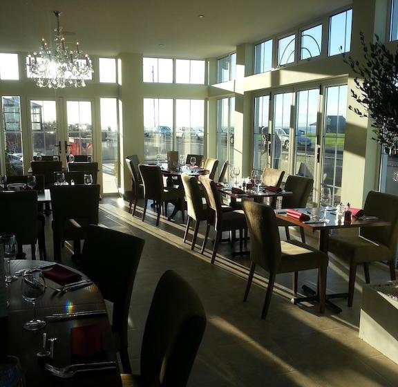 فندق The Fairways