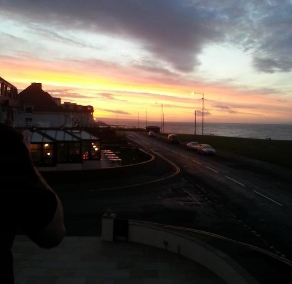 فندق The Fairways