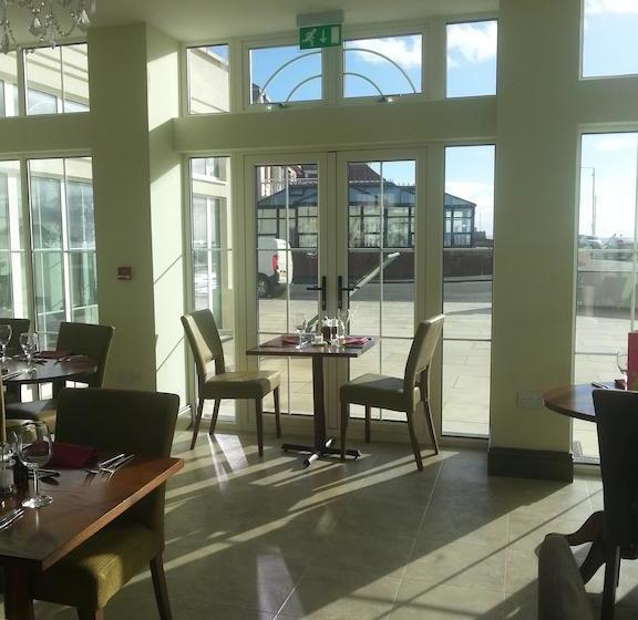 فندق The Fairways