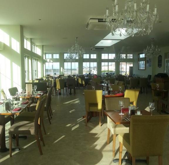 فندق The Fairways