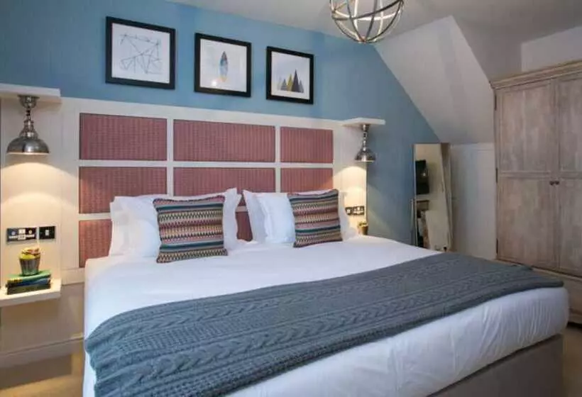Hotelli The Farmhouse