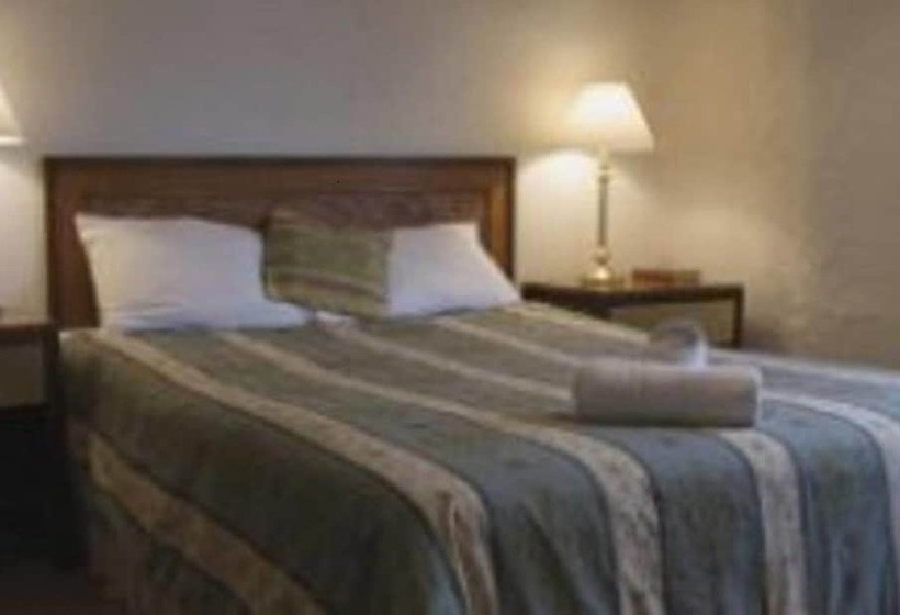 ホテル The Griffin