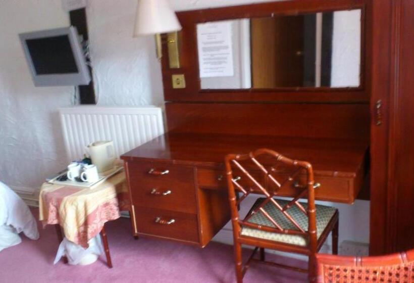 ホテル The Griffin