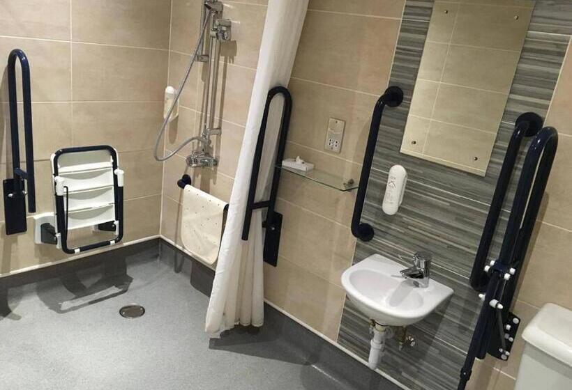 فندق The Wyndham Arms Wetherspoon