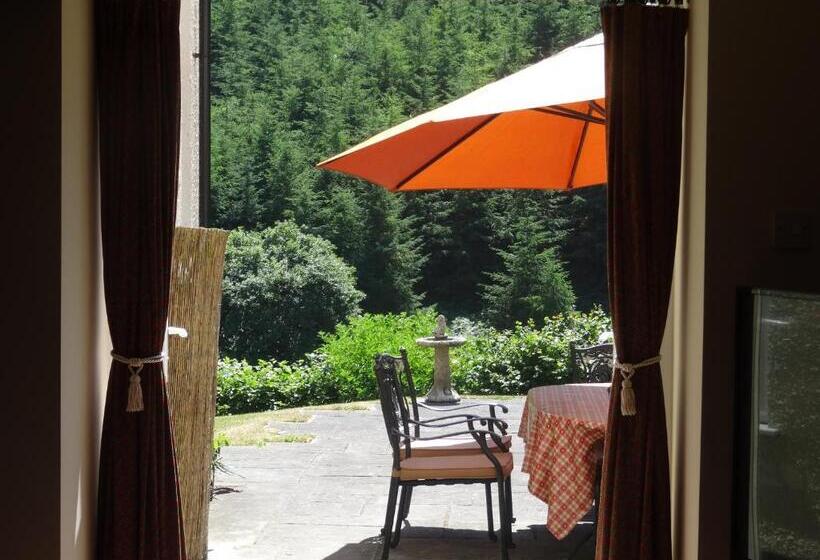 Middle Woodbatch B&b