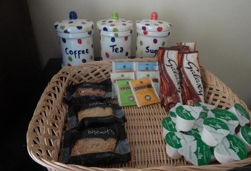 Middle Woodbatch B&b