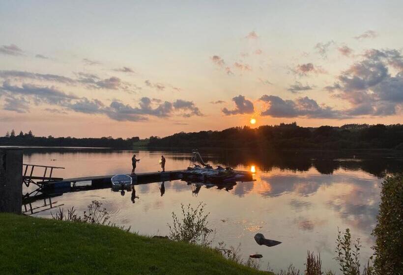 Motel The Inn On The Loch