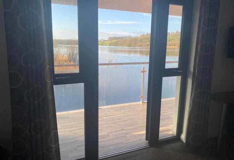 Motel The Inn On The Loch