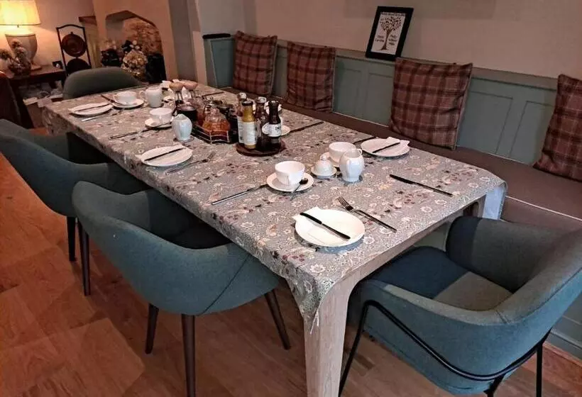 Robin Hood Farm B&b