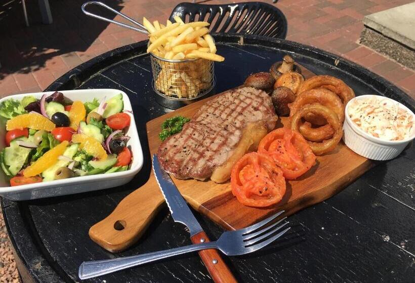 The Upper Largo Hotel & Restaurant