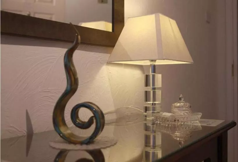 Ulceby Lodge Bed & Breakfast