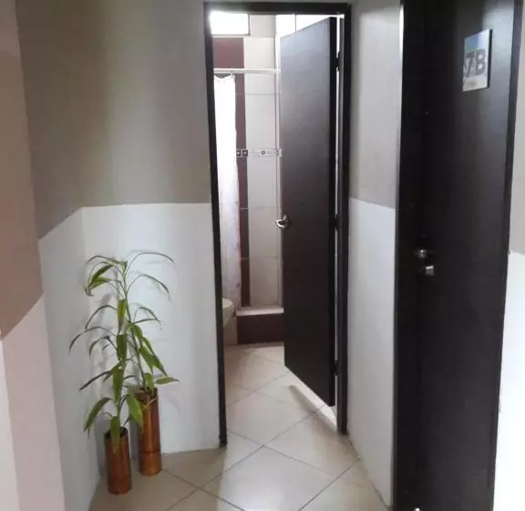 هاستل Hostal Casa Taisha