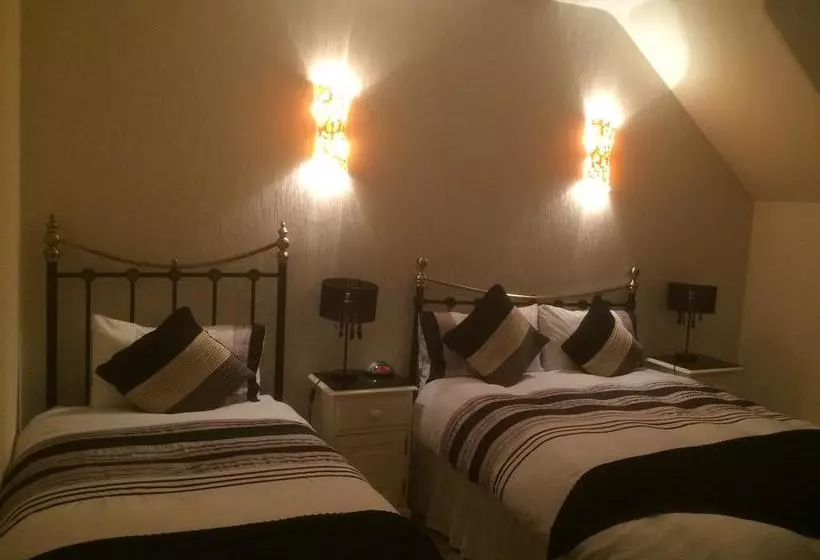 تختخواب و صبحانه 6 Caberfeidh