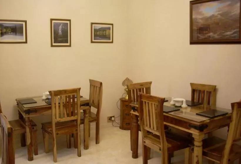 تختخواب و صبحانه 6 Caberfeidh