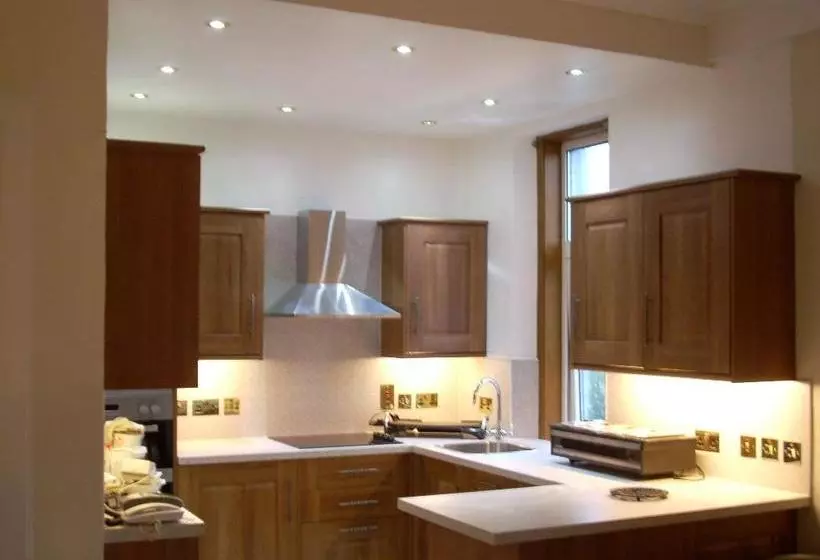 تختخواب و صبحانه 6 Caberfeidh