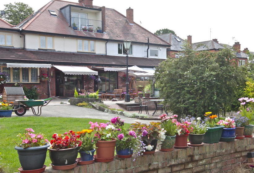 Bed and Breakfast Acorn Guest House In Hull