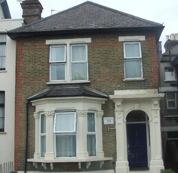 Bed and Breakfast Cedars House