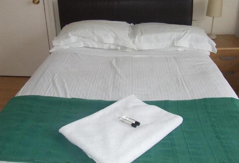 Bed and Breakfast Cedars House